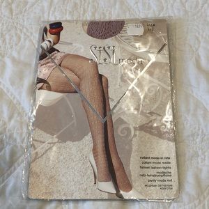 NEW Sisi Moda Lilla Lavendar Fishnets